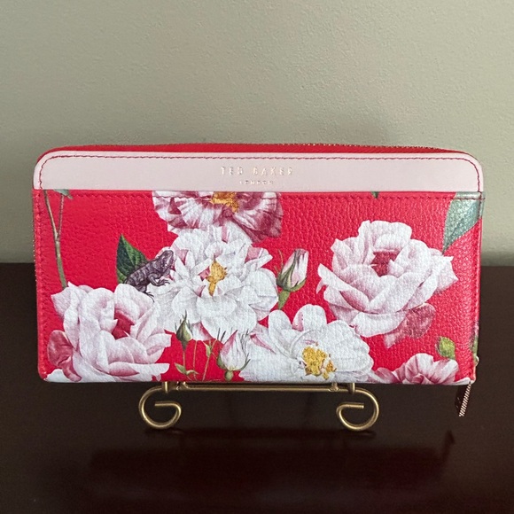 NWOT. Ted Baker London poppy red Jette Iguaza zip leather wallet. - Picture 2 of 9